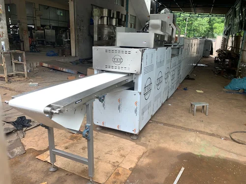 automatic-chocolate-moulding-2